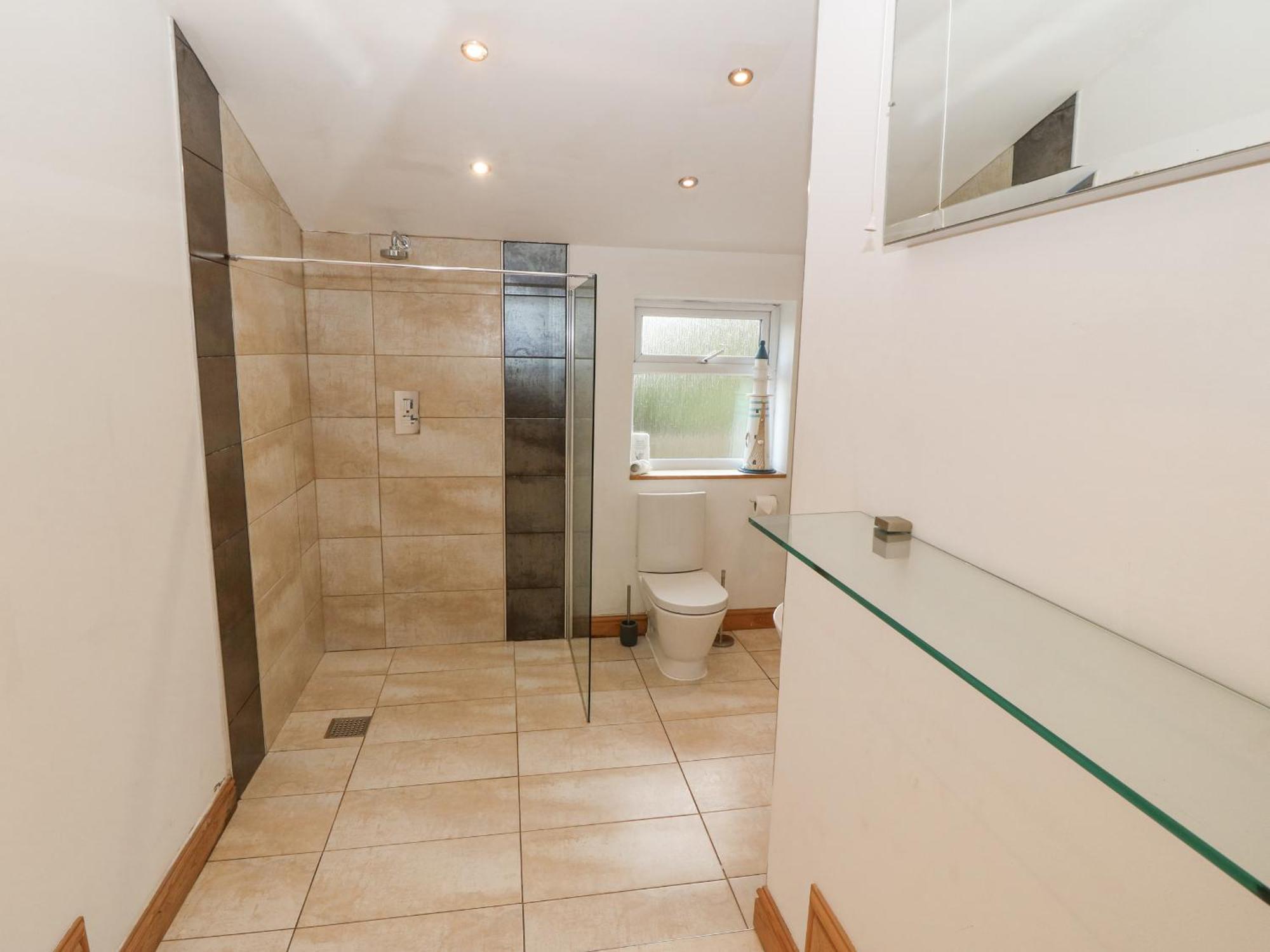 Coed Llai Villa Holyhead Buitenkant foto